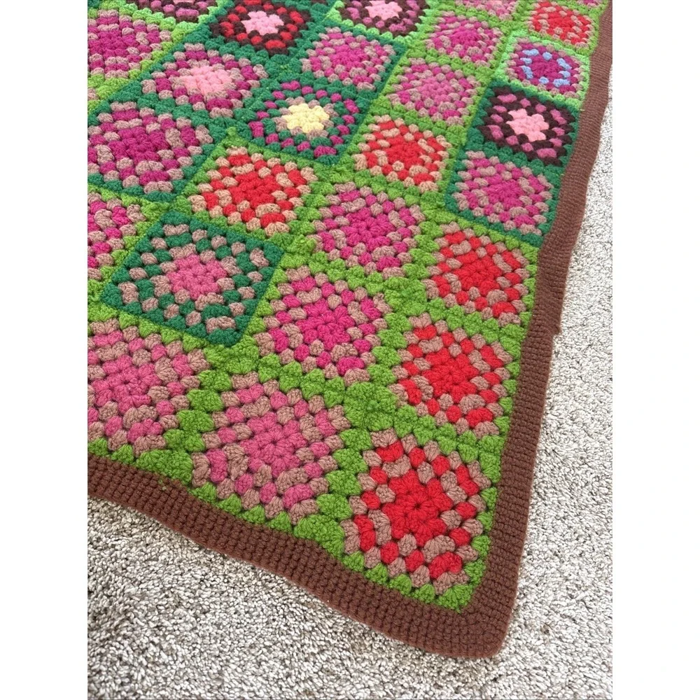 Vtg 70s Handmade Crochet Granny Square Afghan Blanket Retro Cottagecore Boho